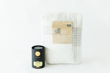 Load image into Gallery viewer, LUXURIOUS THROW AND SCENTED CANDLE